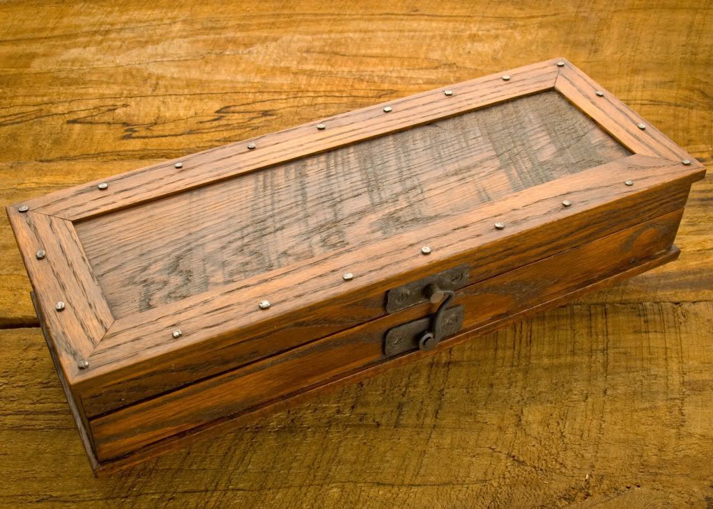 Fosterdaggebox004a-small.jpg