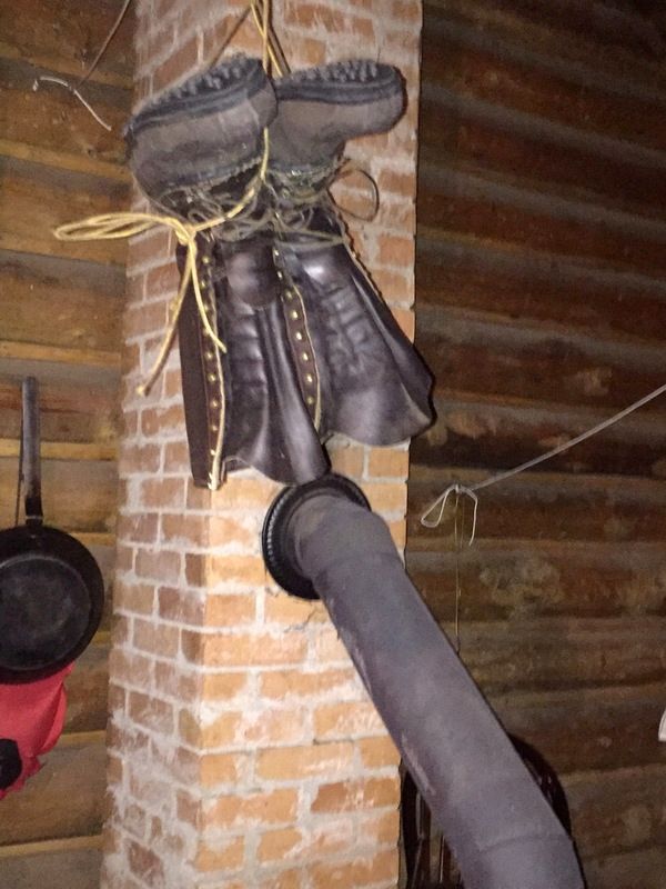 bootsdrying_zps28ywguam.jpg