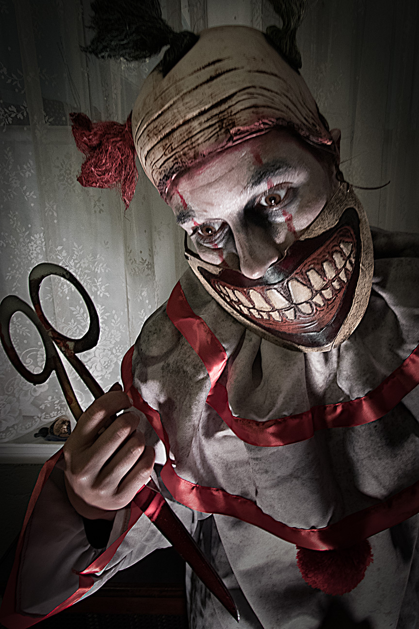 -01twisty%20sam.jpg
