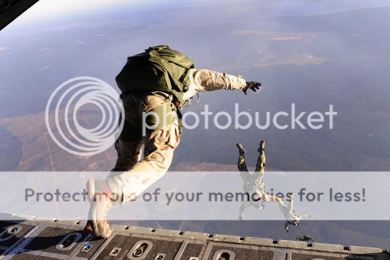 HALO_by_MilitaryPhotos.jpg