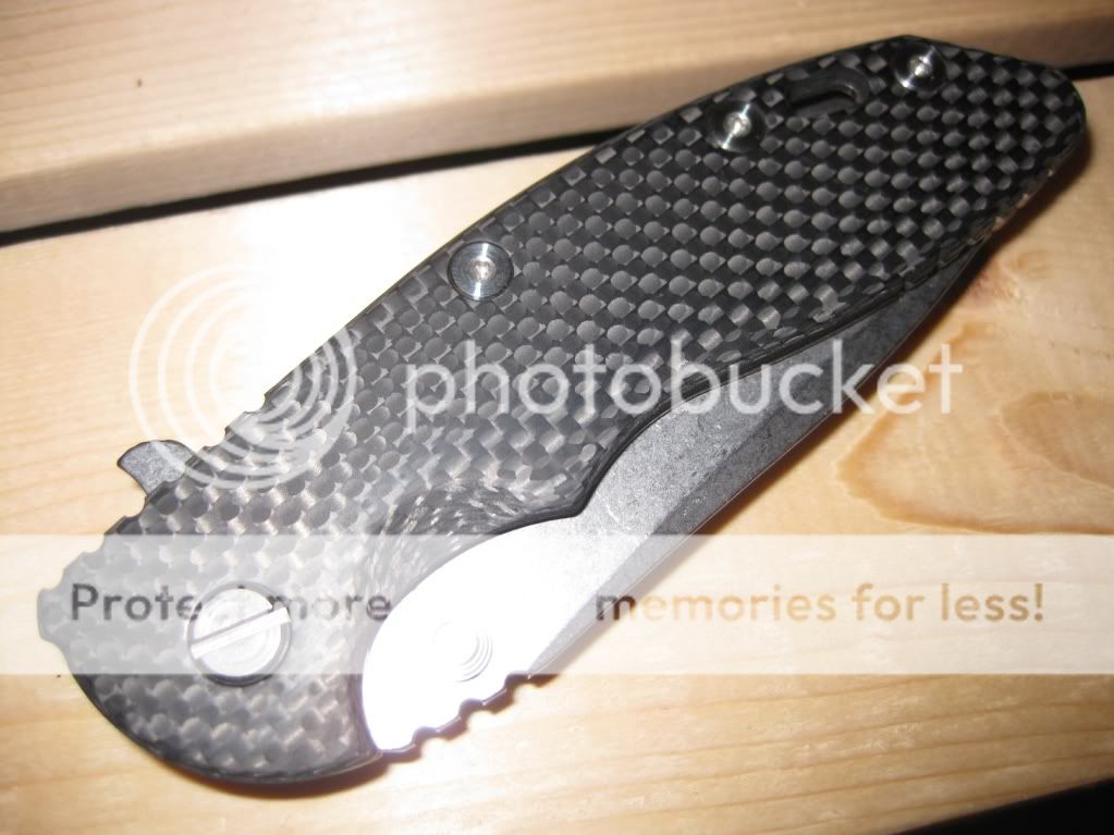 HindererXM-18CFCarbonFiberCloseup.jpg