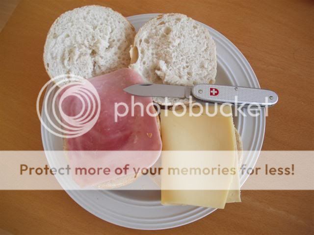 Soldierlunch.jpg