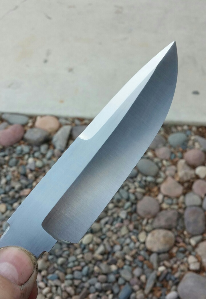 nvAOM6x.jpg