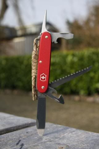 spyderco053.jpg