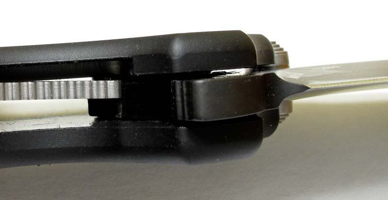 zt0400_lock.jpg