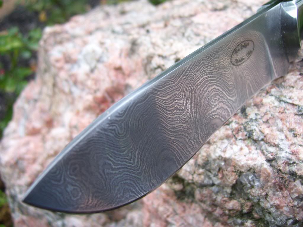 damascusknifeforshow2005.jpg
