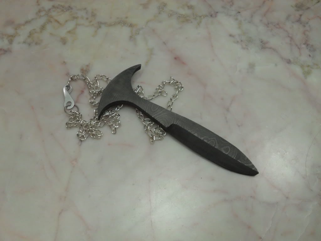 knives412.jpg