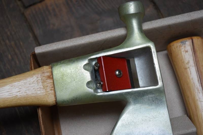 Plane-axe%202.jpg