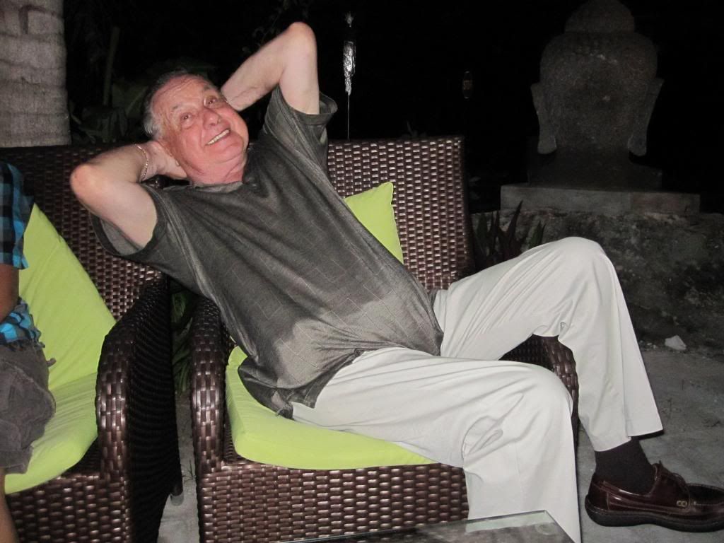 buddychillin_zps678c7661.jpg