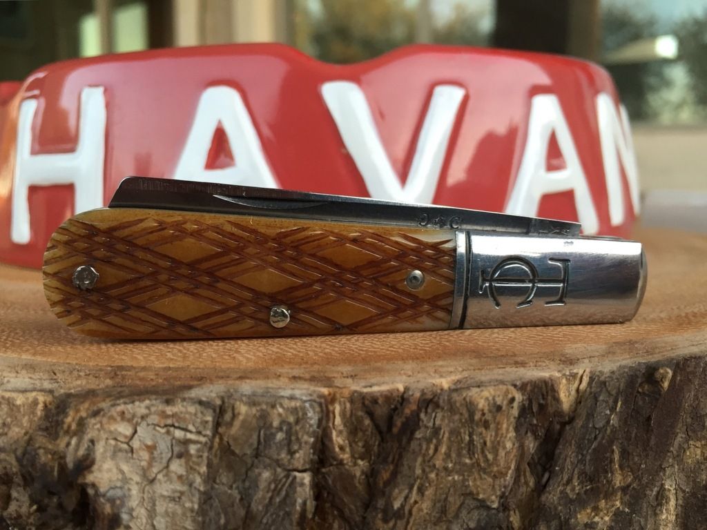 2n6rv9y.jpg