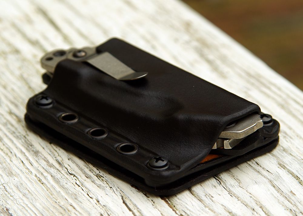 StriderSNGleatherpouch01.jpg