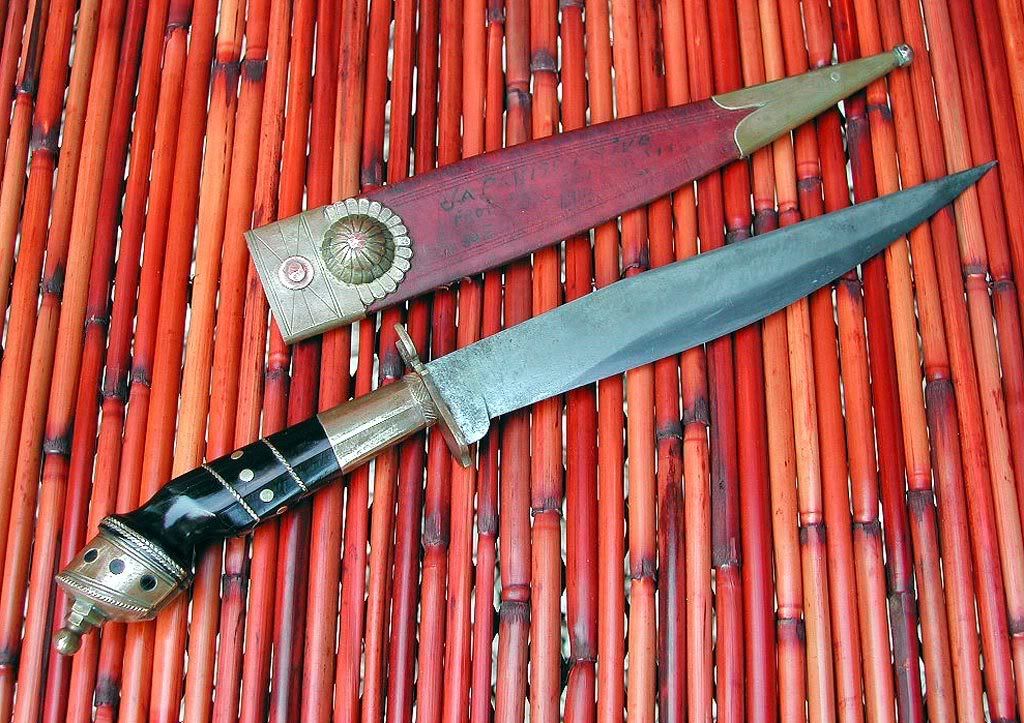 PI-dagger-out.jpg