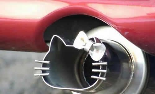 HelloKittyFerrariexhaust.jpg