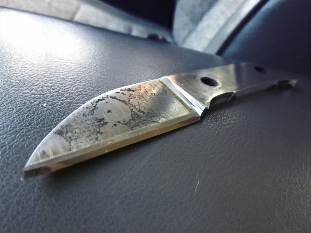 knives002.jpg