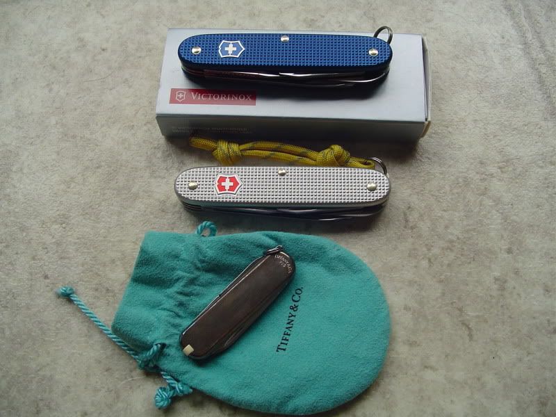 OctVicSales003.jpg