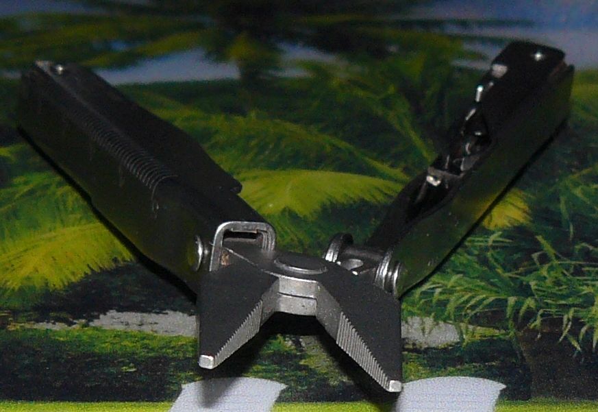 11-15-2012MINIBUCKTOOL350019.jpg