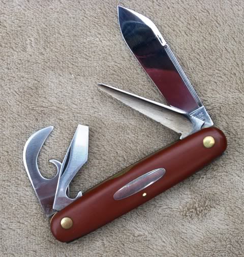 red_knife-1.jpg