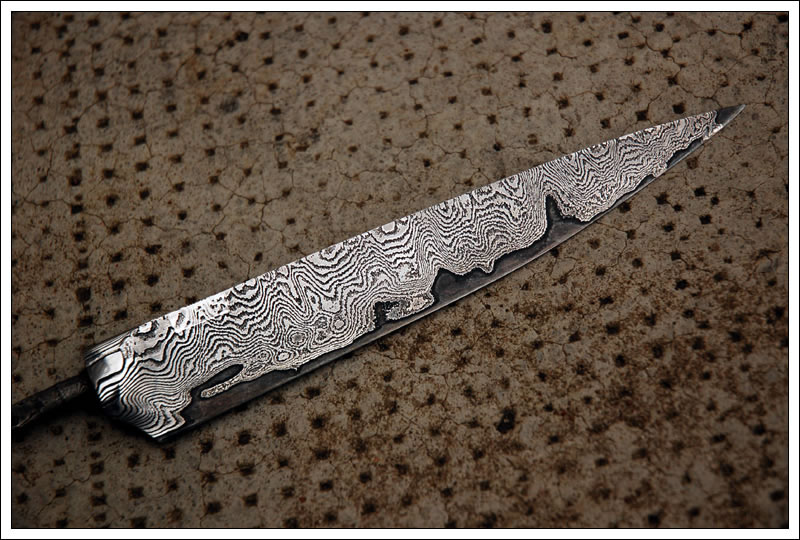 knifeblade2.jpg