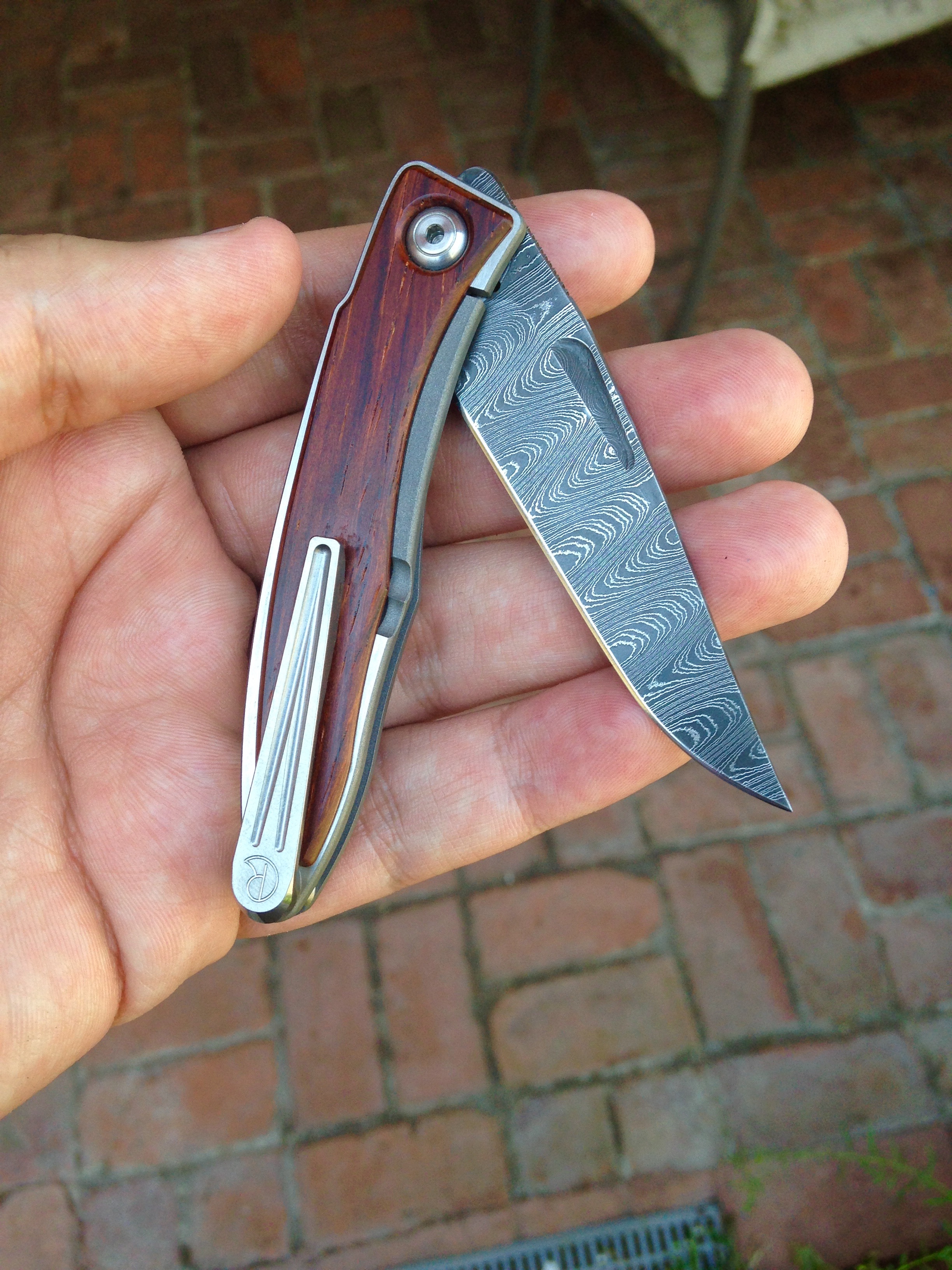 R50jr0x.jpg