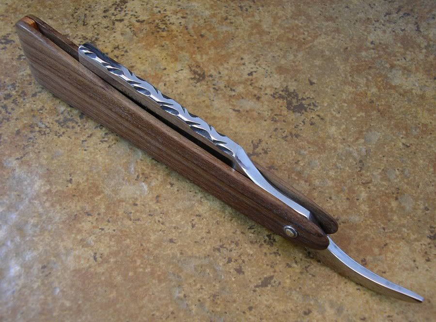 900RosewoodRazorSpine2.jpg