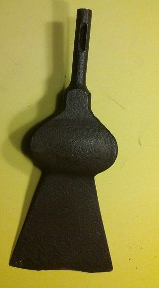 axe%20a%20sm.jpg
