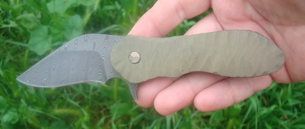 earlhedrickchipeddamascusflipper-22.jpg