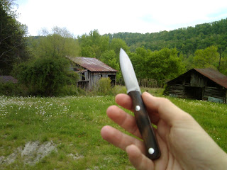 jk+Tobys+knife+2.jpg