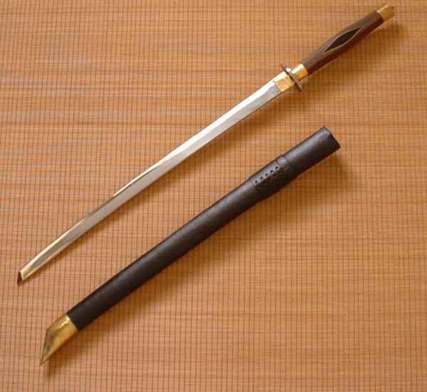 EverestKatana20061104b_sm.jpg