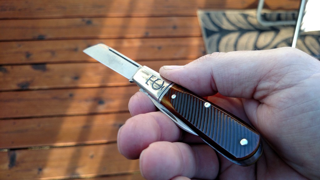 QFsZ6e.jpg