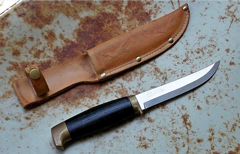 KJE%20Hunter%201_zpswyqtlyfu.jpg
