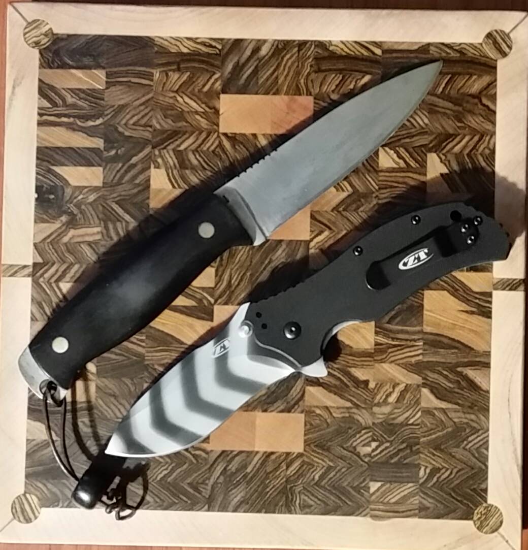 rovPCSZ.jpg
