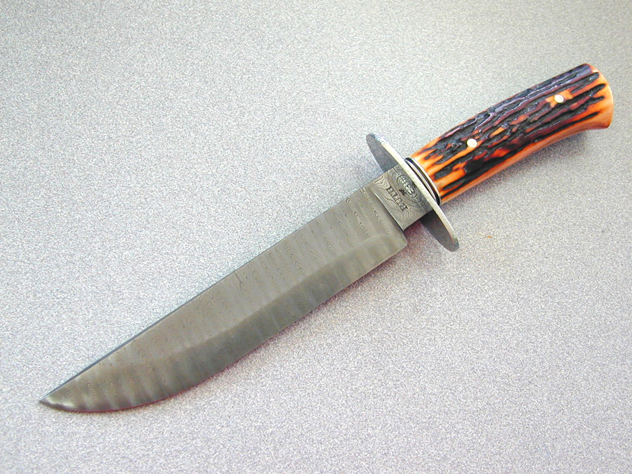 Damascus_&_Amber_Stag_Bowie.JPG
