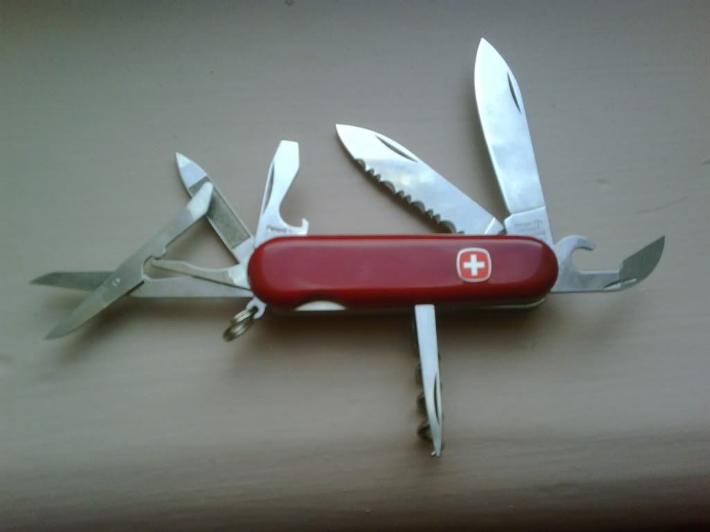 wengerknife1.jpg