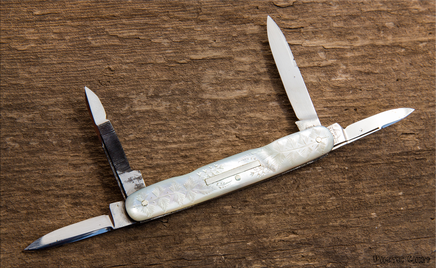 slaterpearl4blade1.jpg