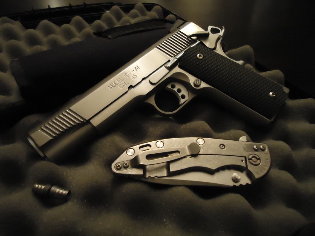 GunsandKnives5-12-11028.jpg
