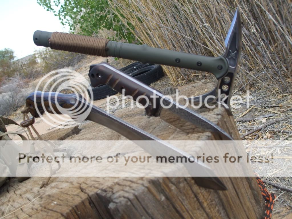 511packandknives015.jpg