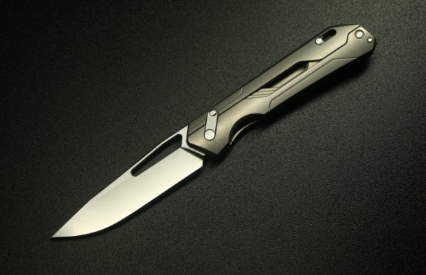snexz-knife-620x400.jpg