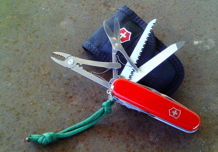 Vic%20Handyman2_zpslvtlhecd.jpg