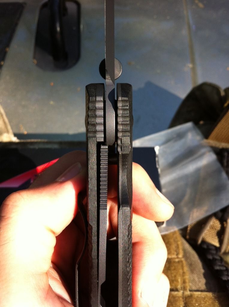 Black7linerlock.jpg