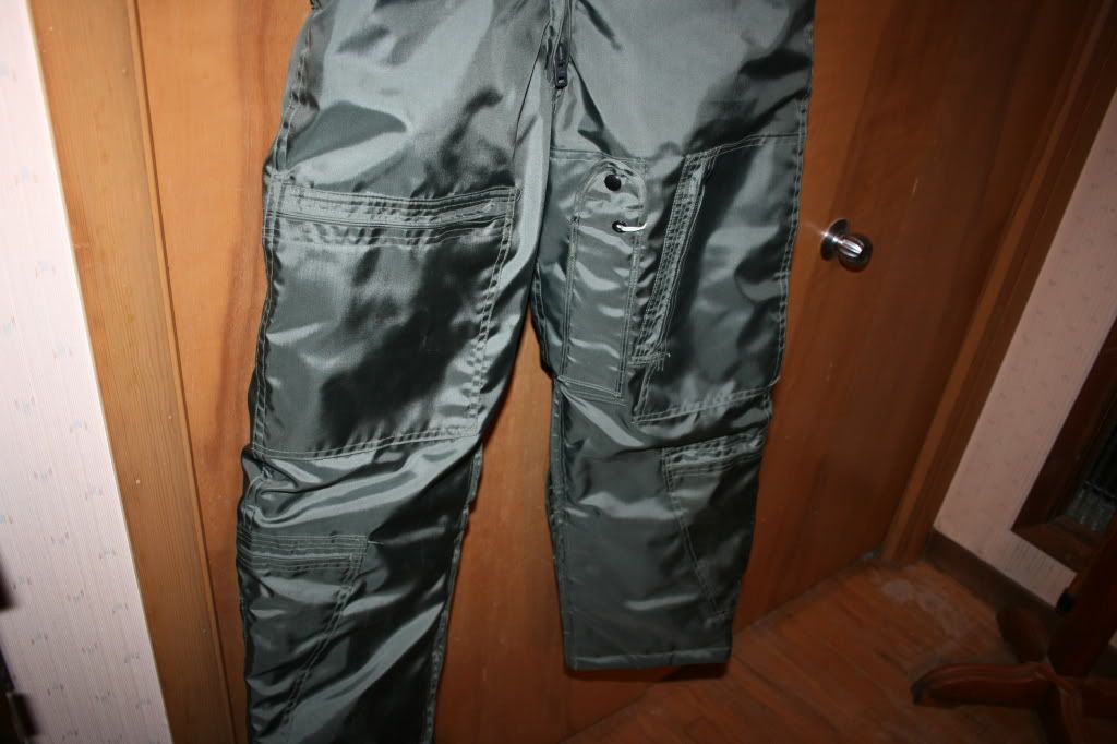 Flightsuit005.jpg
