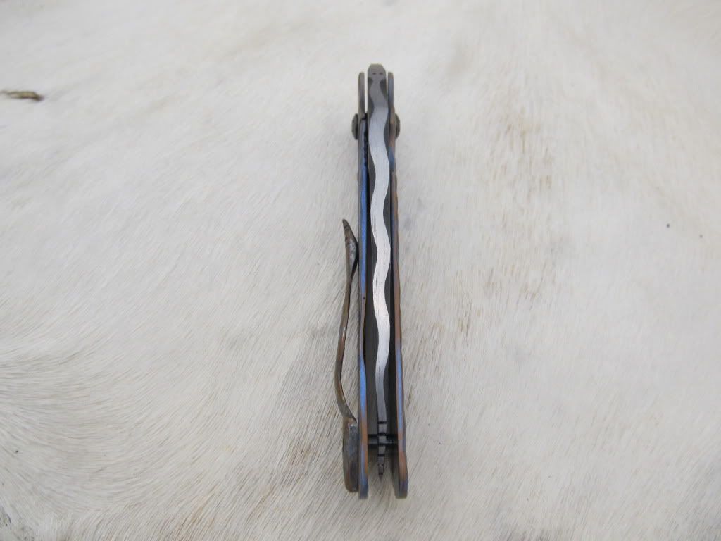 sculptedframelock005.jpg