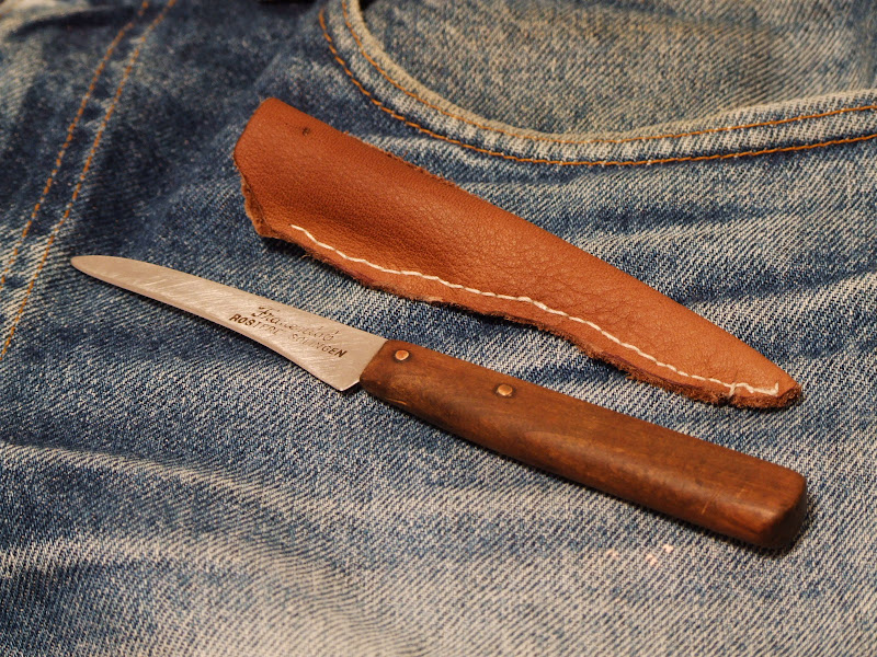 my%201st%20knife.JPG