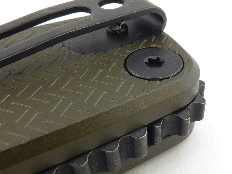 05-CRKT-Homefront-screw-P1270528.jpg