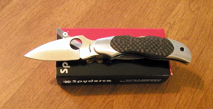 SC-92CFP-Spyderco-Carbon-Fiber-Kopa.jpg