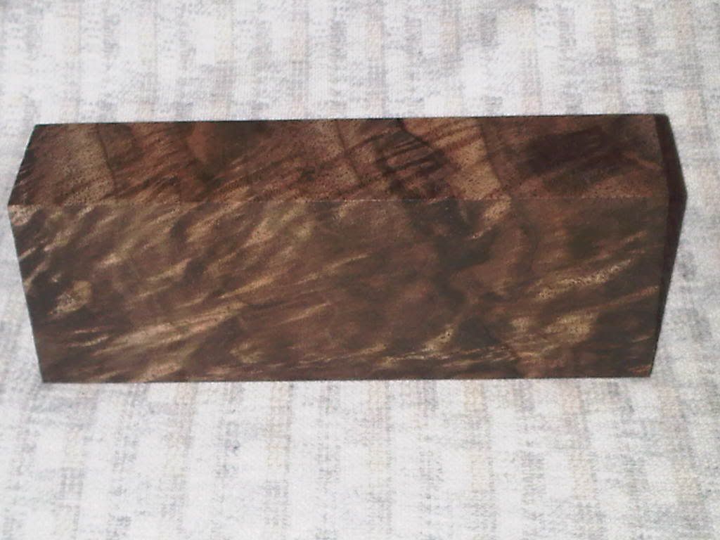 AmericanWalnut.jpg