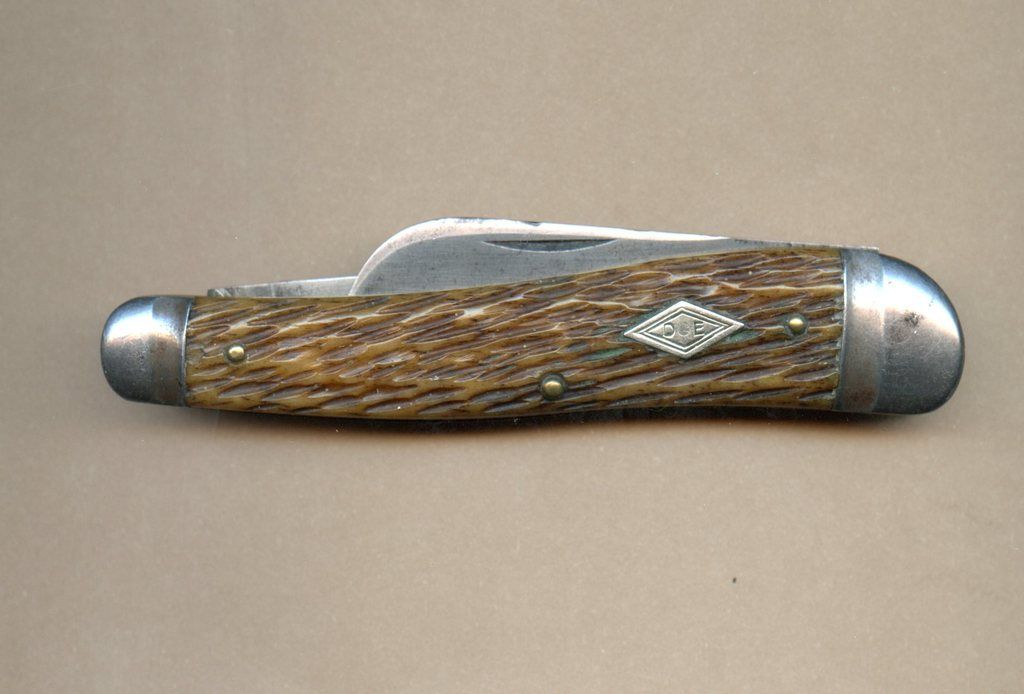 DE%20Schrade%202.jpg