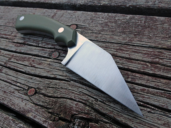 firstknife1-M.jpg