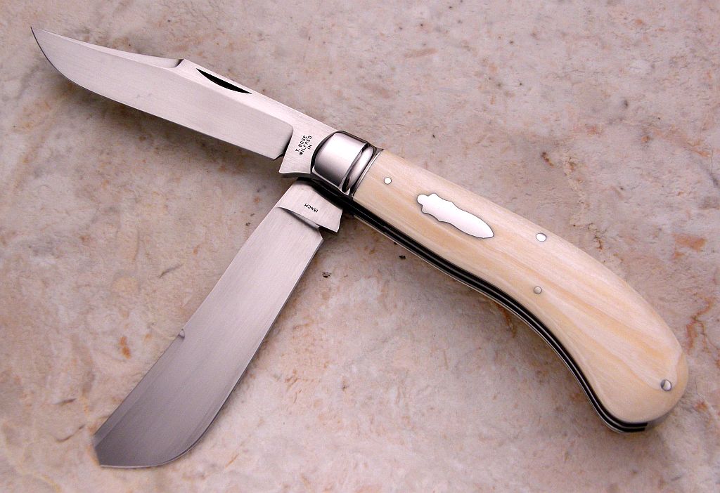 tbose-458ivory2bladesaddlehorn-2.jpg