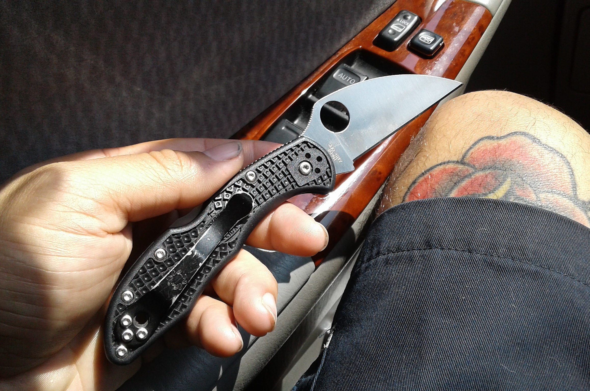 RCM2pHo.jpg