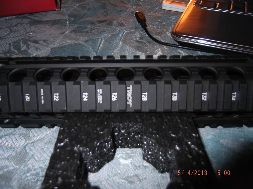 E17ARfKh.jpg